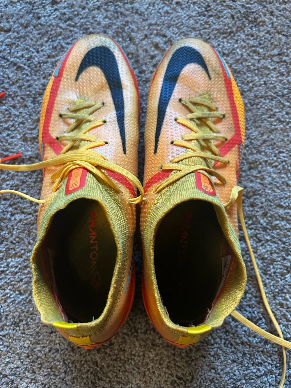 Nike Phantom Soccer Cleats